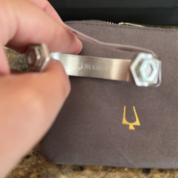 NWT Bulova silver cuff bracelets - Picture 3 of 4